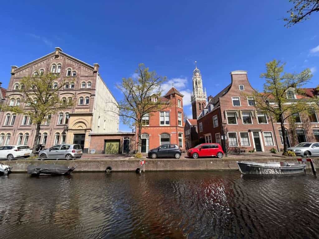 canal and houses in Haarlem