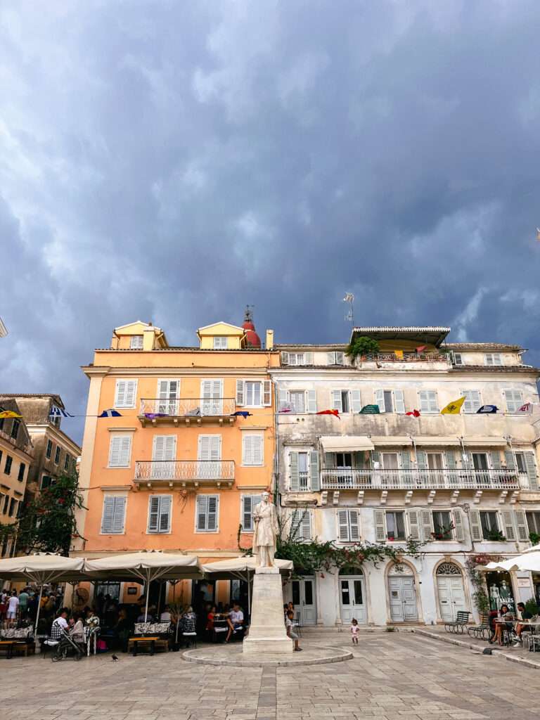 Plakada t' Agioú Square